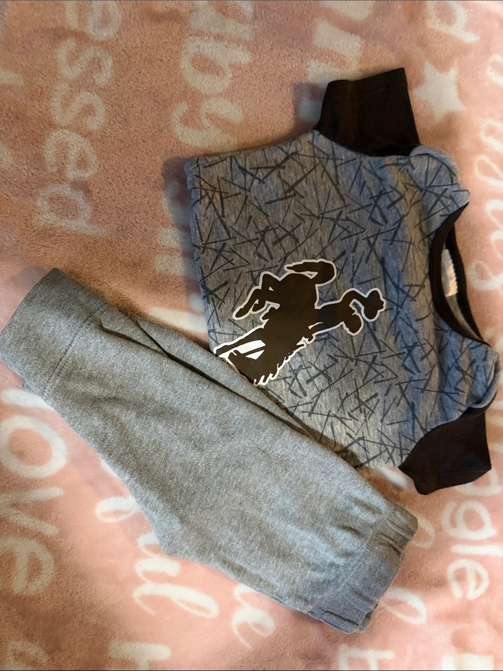 Russell Athletic Grey Graphic Top and Grey Jogger Set